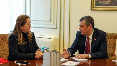 Özgür Özel'in DİSK ziyareti: Ara zam için mücadele etmeliyiz
