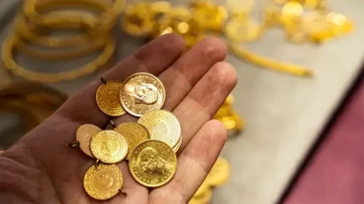 Altının gramı 4 bin 156 lirada: Ons altın 3 bin 294 dolara geriledi
