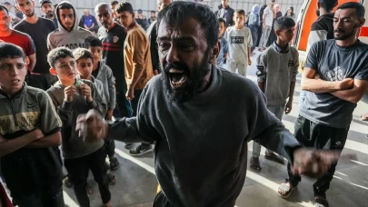 İsrail'den yeni katliam! İnsani yardım noktasına ulaşmaya çalışan Filistinli siviller bombalandı