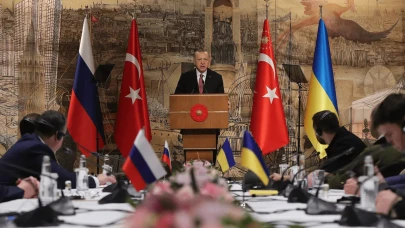 Çırağan Sarayı’nda barış zirvesi: Rusya ve Ukrayna bir arada