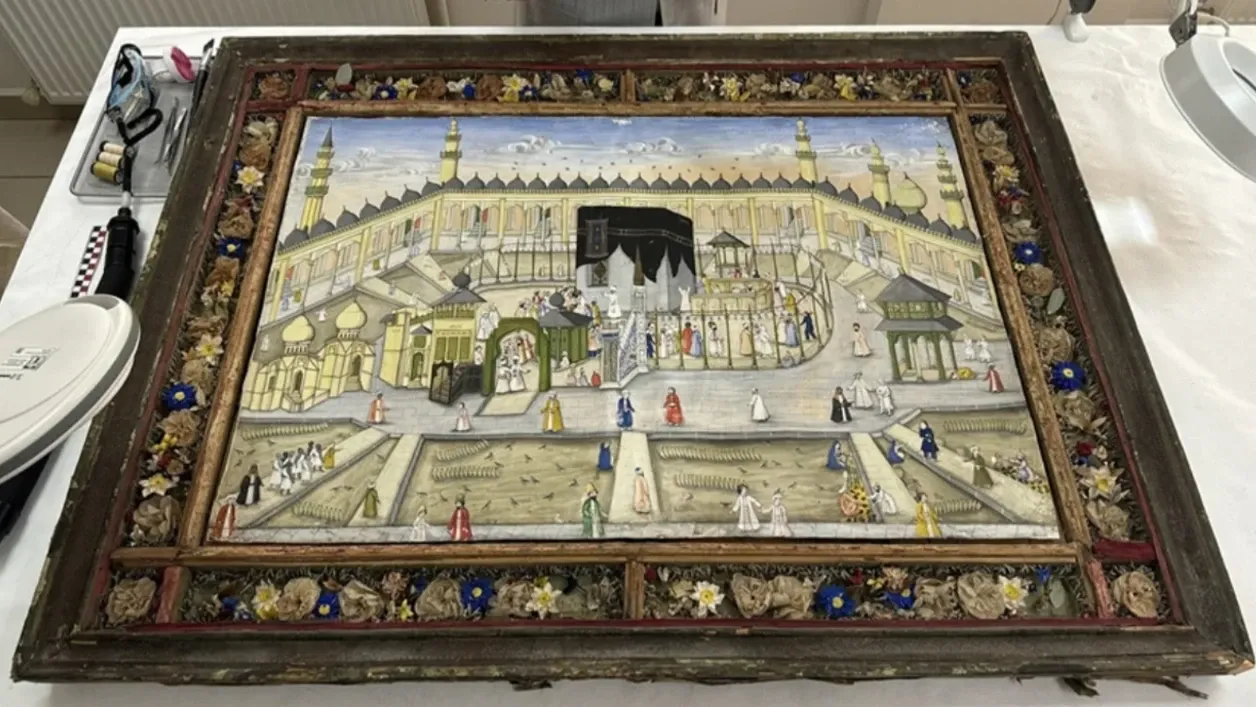 Kabe’nin 200 yıllık tablosu Topkapı Sarayı’nda ortaya çıktı