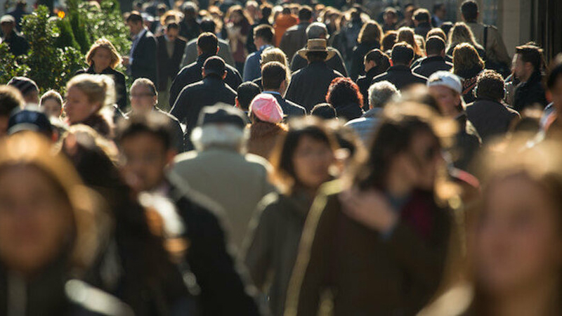 Türkiye’de doğum oranları dibe vurdu: Nüfus alarm veriyor