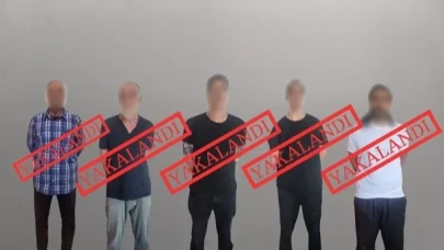 Kırmızı bültenle aranan beş suçlu Türkiye’ye iade edildi