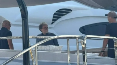 Röportaj mı tatil mi? Ahmet Hakan lüks yatta hangi 'Bakan' ile birlikte?
