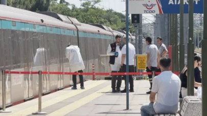 Marmaray Ataköy’de korkunç intihar