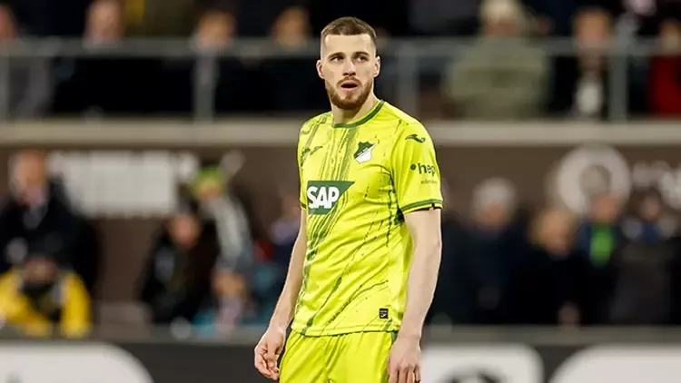 Beşiktaş’ın yeni sol beki David Jurasek İstanbul’da!