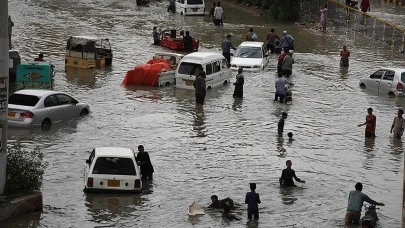 Pakistan’da muson felaketi... Çok sayıda ölü ve yaralı var
