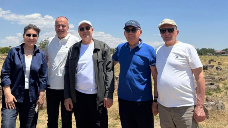 ASAD ve ASAV'dan Bitlis'te anlamlı ziyaret: Medeniyetin izini sürmek