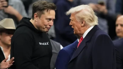 Trump’tan Musk’a sert tehdit! Güney Afrika’ya dön polemiği