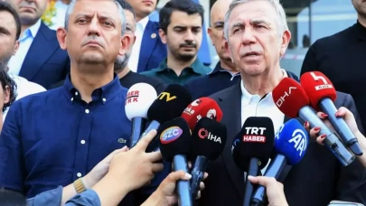 Özgür Özel ve Mansur Yavaş Leman karikatüründe ters düştü