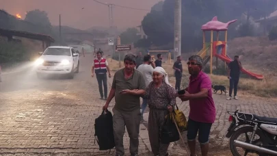 Ödemiş’te yangın felaketi... Üzümlü, Ortaköy ve Karadoğan tahliye edildi!