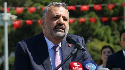 İzmir'deki yolsuzluk operasyonunda CHP İl Başkanı Şenol Aslanoğlu tutuklandı