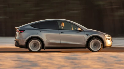 Tesla Model Y için renk çeşitliliği müjdesi... Yeni Supercharger lokasyonları da yolda