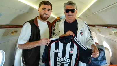 Orkun Kökçü İstanbul'da gözyaşlarına boğuldu