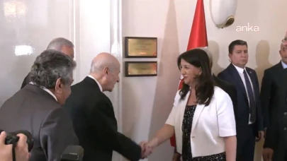 DEM Parti ile Bahçeli’nin tarihi görüşmesine “Ben ahrazım” sözleri damga vurdu