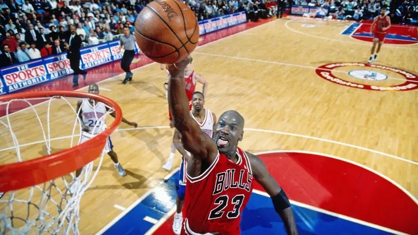 Yunanistan NBA efsanesi Michael Jordan'ın verdiği bahşişi konuşuyor