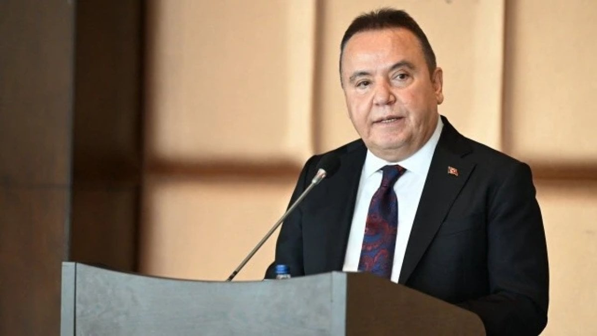 Muhittin Böcek tedavisinin ardından tekrar cezaevinde