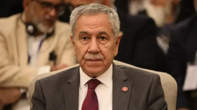 Bülent Arınç’tan Mehmet Murat Çalık’a büyük destek