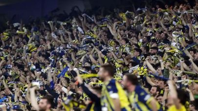 Kadıköy'de tarihi gece! Tribünlerden dünya rekoru