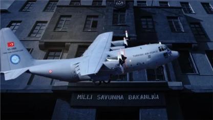 Gürcistan'da askeri kargo uçağımız düştü