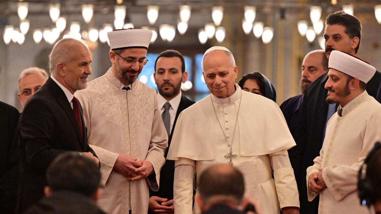 Papa 14. Leo Sultanahmet&#039;i ziyaret etti