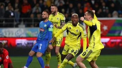 Fenerbahçe Rize’de fırtına kopardı! 5 golle muhteşem geri dönüş