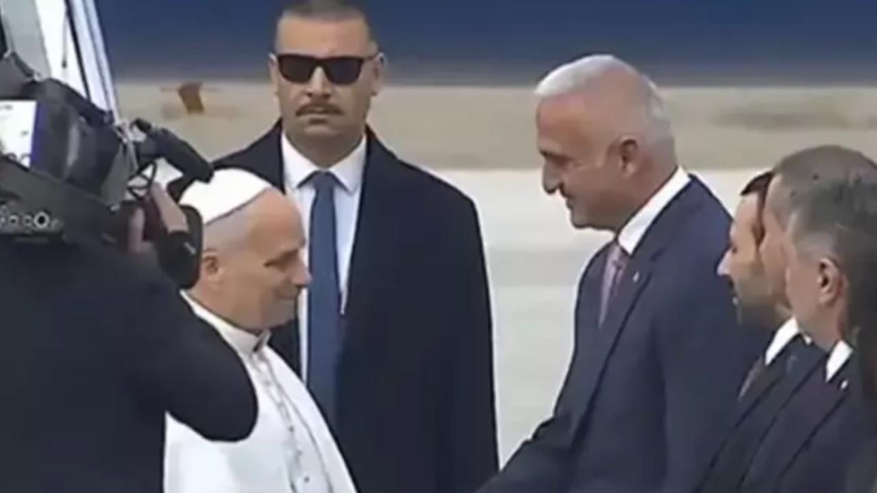 Tam 11 yıl sonra ilk ziyaret! Papa Türkiye&#039;de