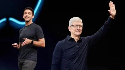 Apple'da bayrak değişimi! Tim Cook koltuğuna ona bırakıyor