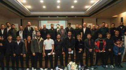 Akpolat Management lansmanı Aydın Üniversitesi’nde gerçekleştirildi