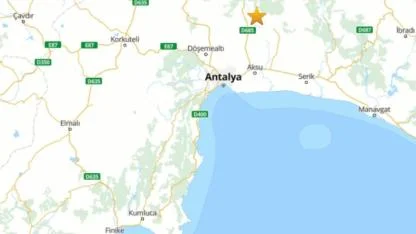 Antalya'da arka arkaya korkutan depremler