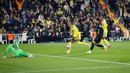 Kadıköy’de gövde gösterisi: Fenerbahçe Konyaspor’u 4 golle geçti