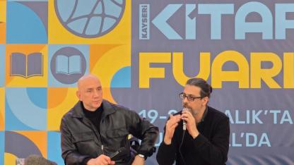 Kayseri'de kültür buluşması: Ertan Özyiğit ve Hamza Yardımcıoğlu Kayıt Dışı Sohbetler ile Kumsmall AVM'de
