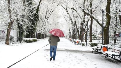 Meteoroloji'den uyarı geldi! Sıcaklıklar düşecek, kar yağışı geliyor