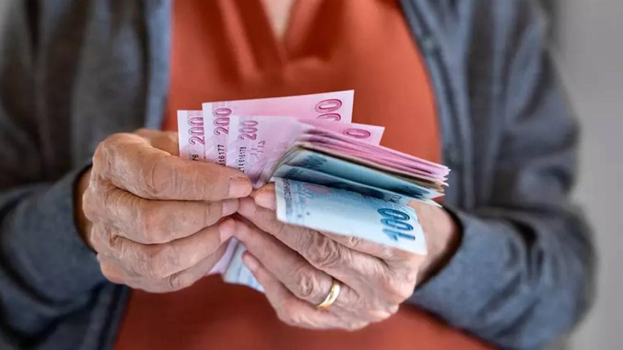 4,9 milyon emekliye müjde! En düşük emekli maaşı kesinleşti