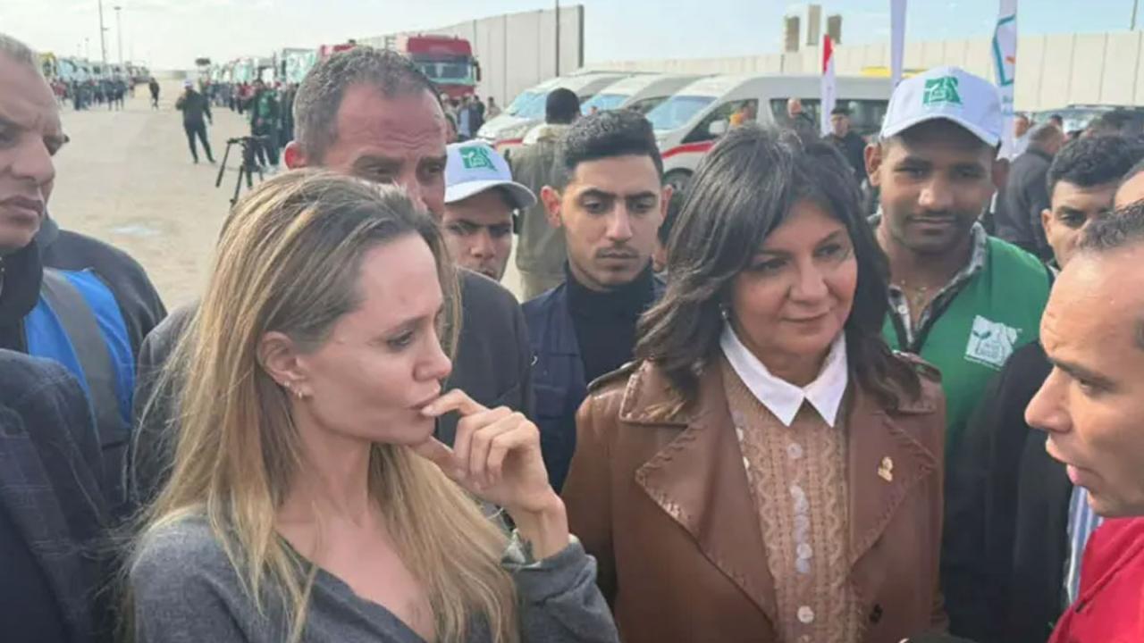 Angelina Jolie Refah Sınır Kapısı’nı ziyaret etti
