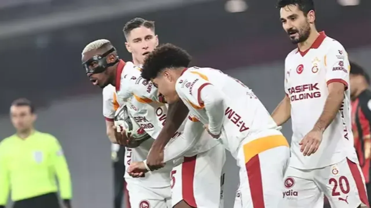 Gabriel Sara şov yaptı, Aslan 3 puanı kaptı! Karagümrük 1-3 Galatasaray