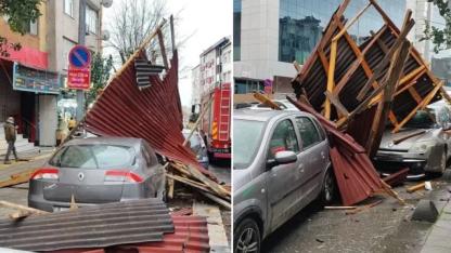 Saatte 80 km... İstanbul Valiliği'nden kuvvetli yağış ve fırtına uyarısı