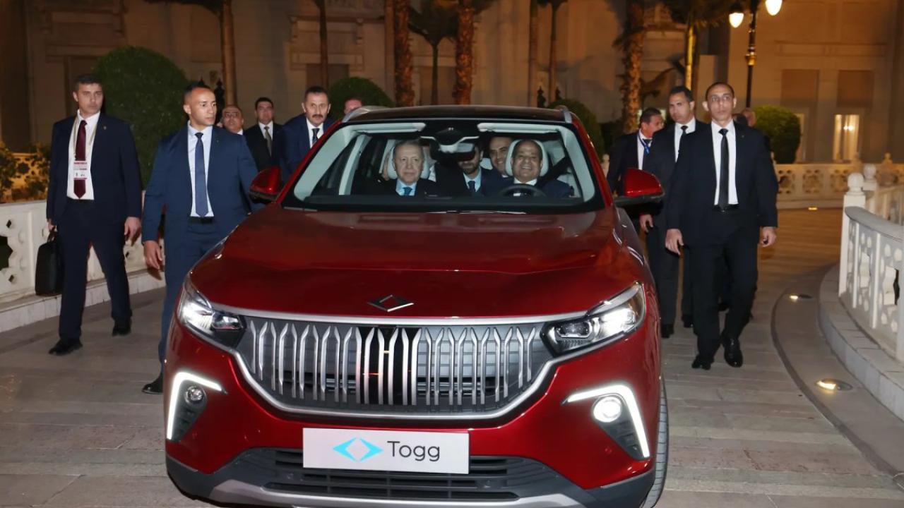 Cumhurbaşkanı Erdoğan'dan Sisi'ye sürpriz Togg hediyesi