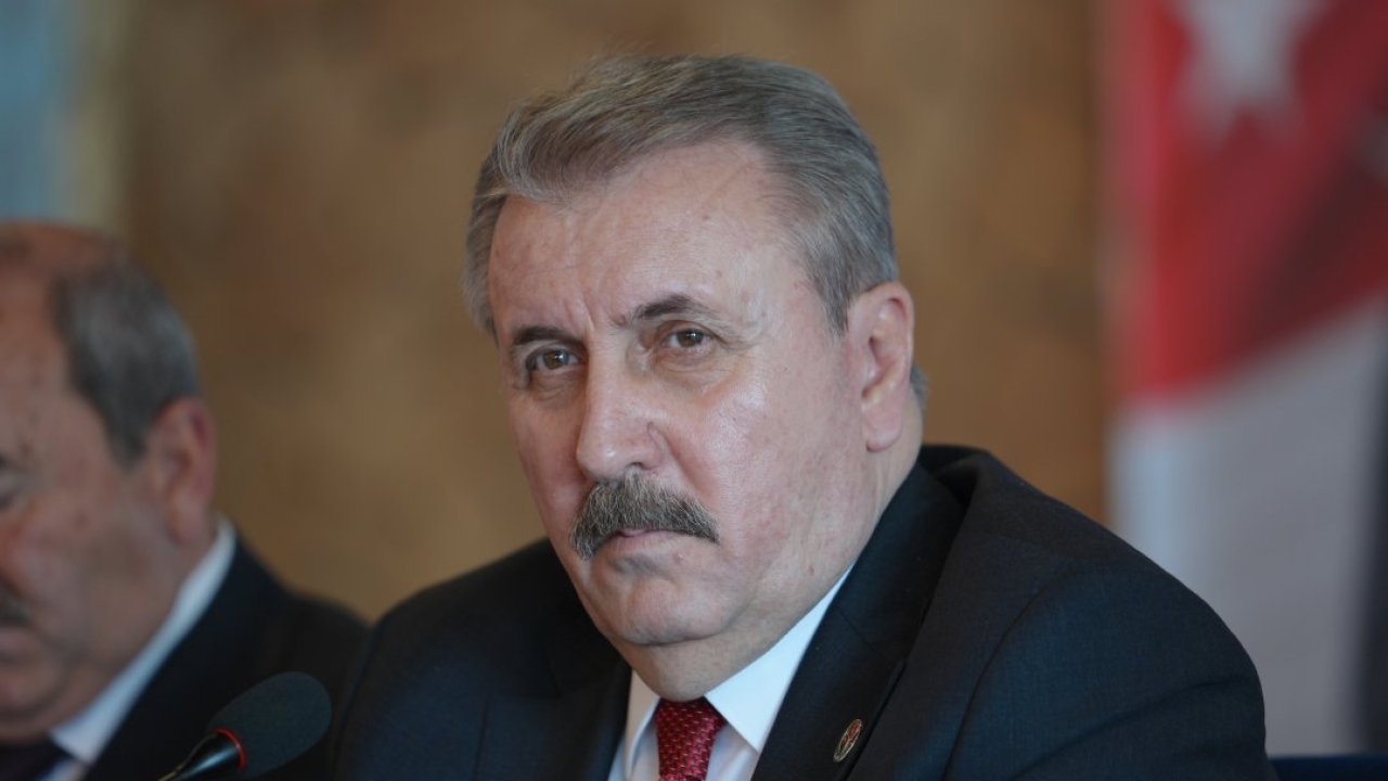 BBP Genel Başkanı Destici, Erzurum'da basın mensuplarıyla buluştu: