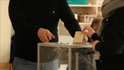 Fransa’da kritik gün: Milyonlar sandığa gidiyor