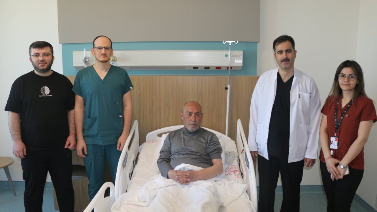 Gaziantep'te inme geçiren hasta erken müdahaleyle hayata tutundu