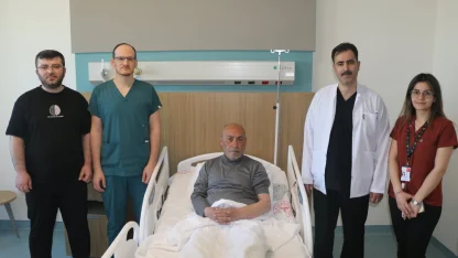 Gaziantep'te inme geçiren hasta erken müdahaleyle hayata tutundu