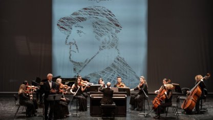 "İmgesel Sanat Yolculuğunda 50 Yıl-Suat Arıkan" konseri düzenlendi