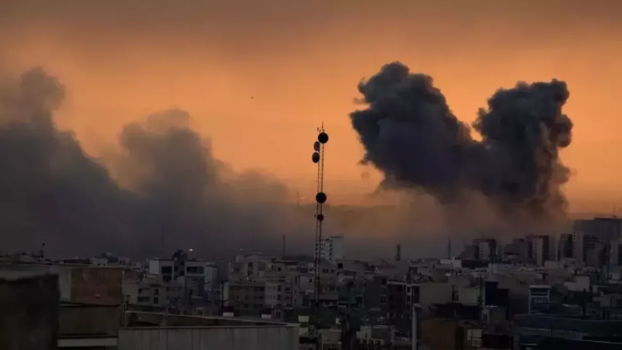 İran'da bilanço ağırlaşıyor! Can kaybı 1332'ye yükseldi, 21 hastane hizmet dışı