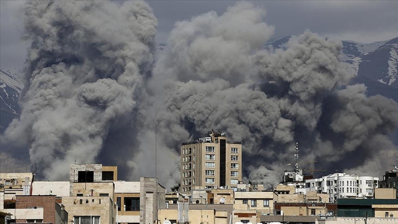 İran'dan İsrail'e devasa füze yağmuru! Hipersonik Fettah ve Hürremşehr-4 sahnede