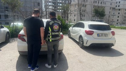 Maltepe'de trafikte tartışan sürücüye para cezası 