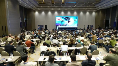 Medipol'de "NoseCraft" canlı cerrahi toplantısı yapıldı