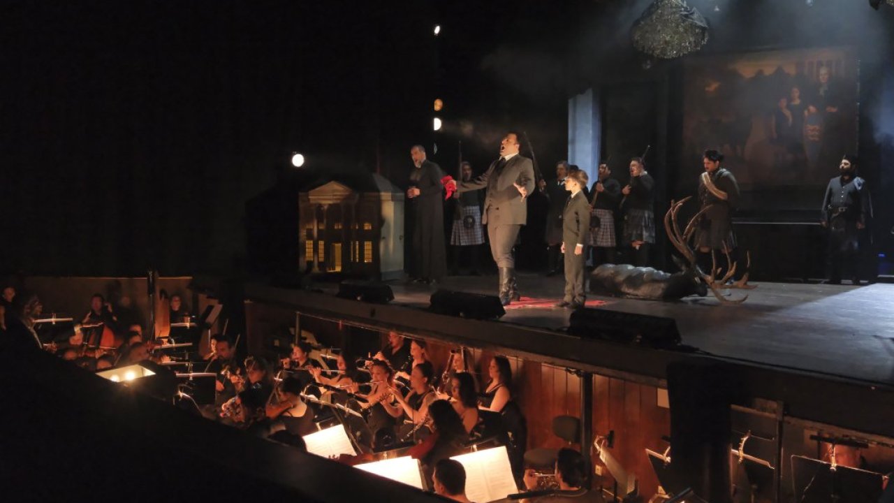 Mersin Devlet Opera ve Balesi "Lucia di Lammermoor" operasını sahneledi