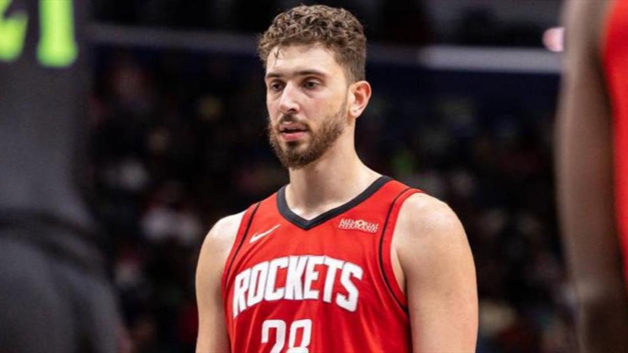 NBA’de Alperen Şengün Fırtınası! Tarihe Geçen İstatistik: Efsanelerin Arasına Adını Yazdırdı!