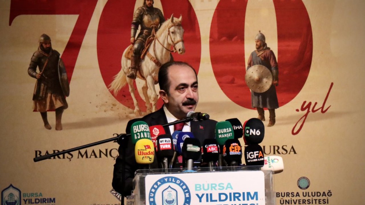 "Osmanlı'nın Kuruluşu ve Bursa'nın Fethi Sempozyumu" sürüyor
